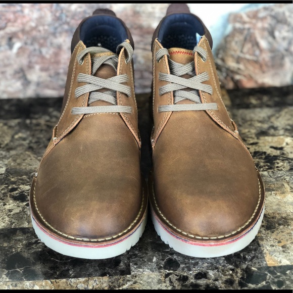 NEW Clarks Men's Vargo Casual Chukka Boots - Picture 8 of 16